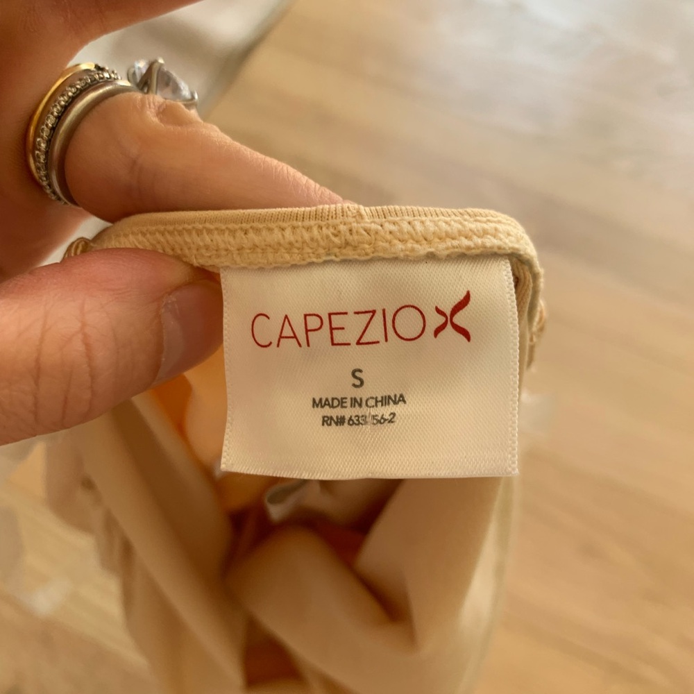 Capezio Nude Leotard with Invisible Straps Size Small - Picture 5 of 6